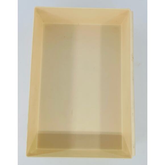 Rubbermaid Drawer Organizer Tray Beige Interlocking 9 x 6.25" Flatware JBI 2916 - Picture 8 of 8